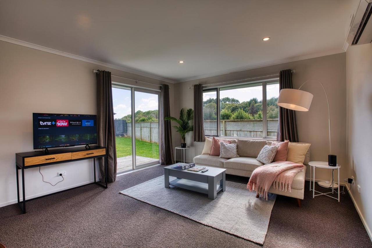 Cambridge Modern 4 Bedrooms House Bagian luar foto