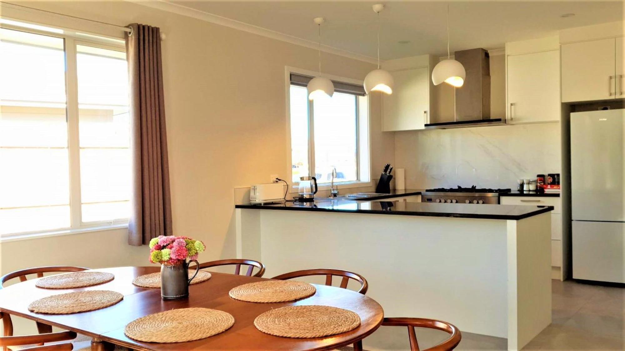 Cambridge Modern 4 Bedrooms House Bagian luar foto
